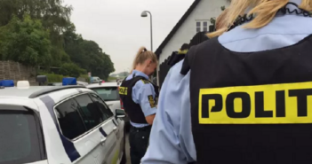 Mand blottede sig foran 10-årig pige på Enebærvænget