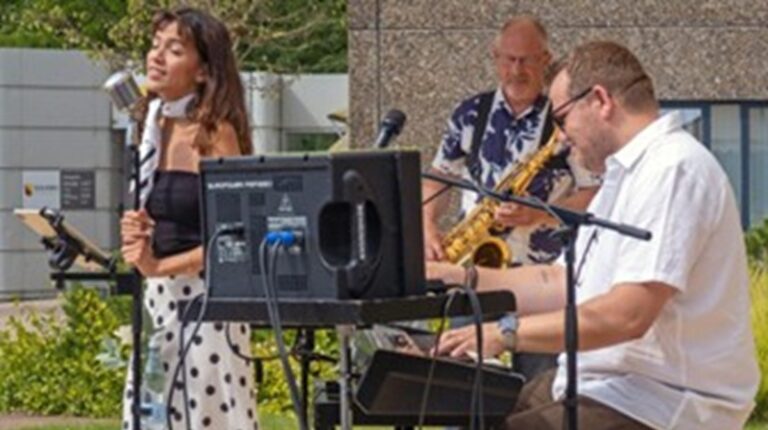 Solrøds første Musikfestival 9. August 2025 kræver en gentagelse!