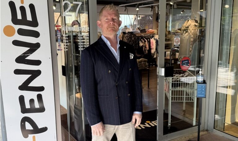 Nu giver Niels Ove stafetten til Pennie videre